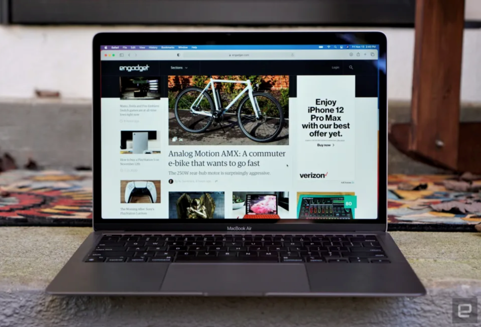 Walmart is selling the M1 MacBook Air for only $700 | DeviceDaily.com