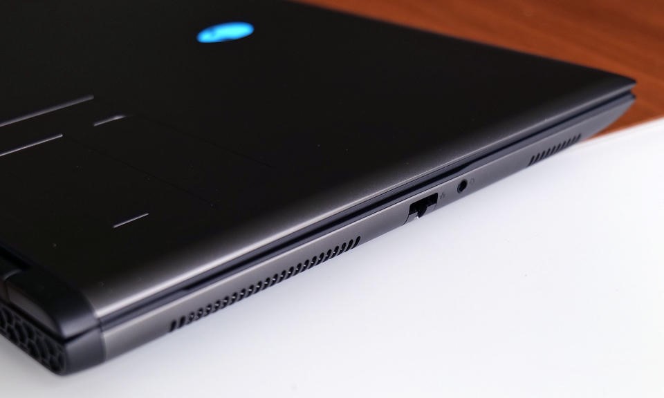 Alienware m16 R2 review: When less power makes for a better laptop | DeviceDaily.com