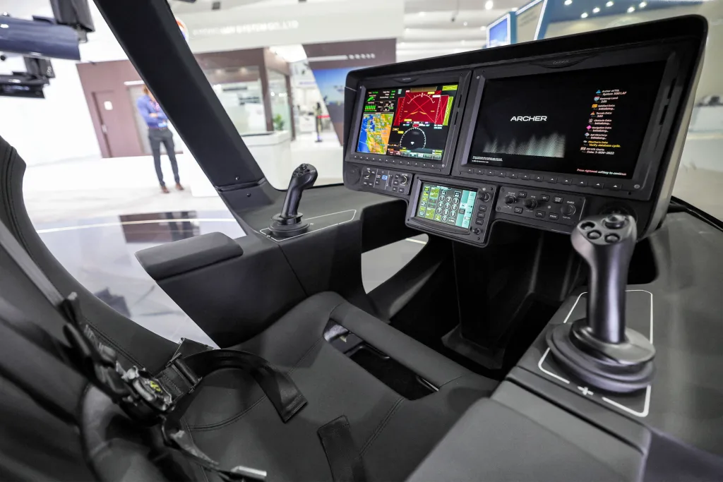 Electric air taxis could fly passengers as early as 2025. There are a few hurdles | DeviceDaily.com Electric air taxis could fly passengers as early as 2025. There are a few hurdles | DeviceDaily.com