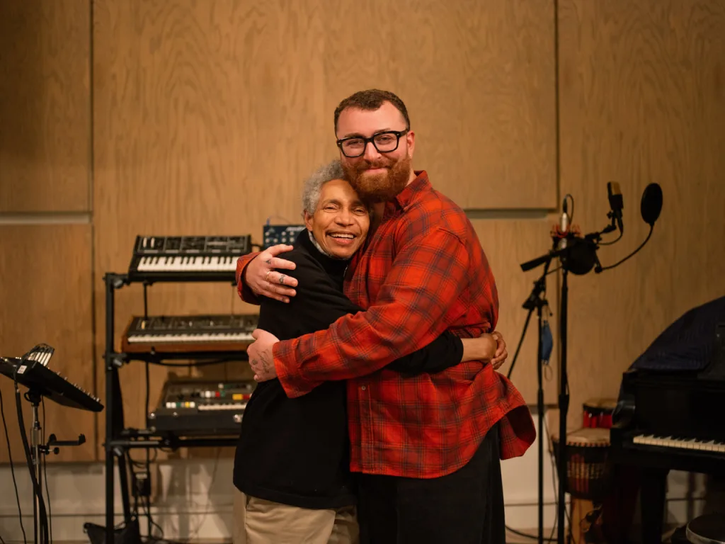 4 hours, 100 artists, and one 26-minute flute song: this epic new album is in support of trans rights | DeviceDaily.com 4 hours, 100 artists, and one 26-minute flute song: this epic new album is in support of trans rights | DeviceDaily.com