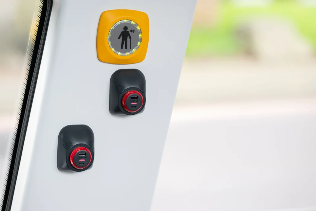 London’s new electric busses have a surprising look—and can charge in just 6 minutes | DeviceDaily.com London’s new electric busses have a surprising look—and can charge in just 6 minutes | DeviceDaily.com