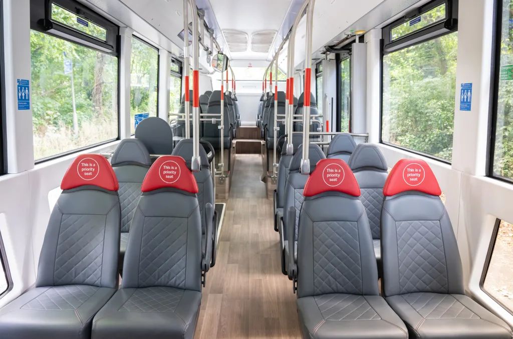 London’s new electric busses have a surprising look—and can charge in just 6 minutes | DeviceDaily.com London’s new electric busses have a surprising look—and can charge in just 6 minutes | DeviceDaily.com