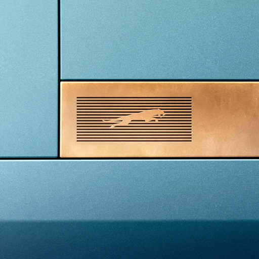 Why Jaguar’s controversial new logo actually signals a big shift in car branding | DeviceDaily.com Why Jaguar’s controversial new logo actually signals a big shift in car branding | DeviceDaily.com