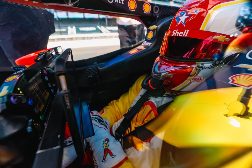 This tiny piece of tech will change how you watch the Indy 500 | DeviceDaily.com