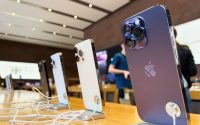 Apple May Move AI Search Into Browser As Challenges To Google Deal Mount