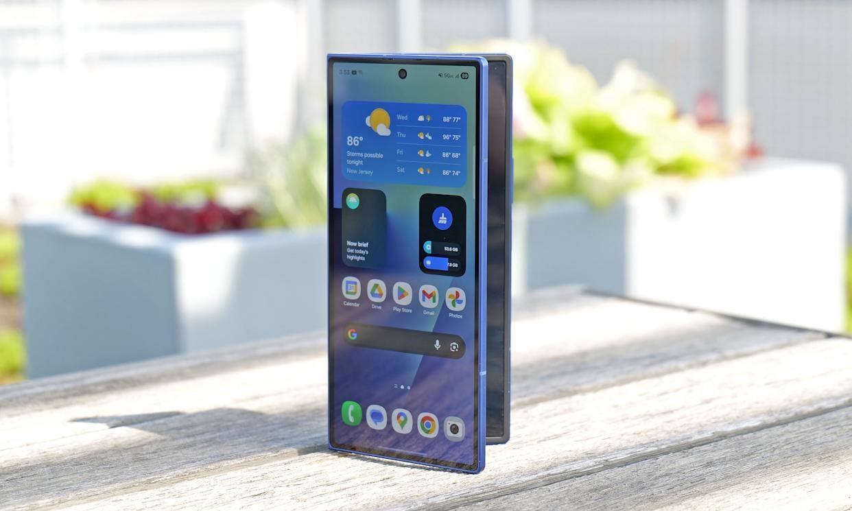 Galaxy Z Fold 7, Panasonic S1 II, Samsung QS700F and more | DeviceDaily.com
