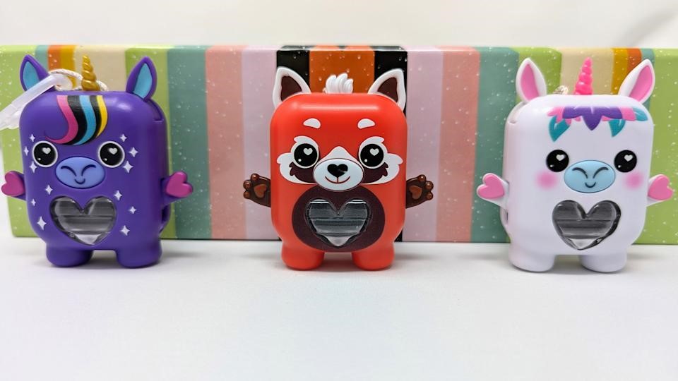 Hasbro’s Nano-Mals are a virtual pet that rewards fidgeting | DeviceDaily.com