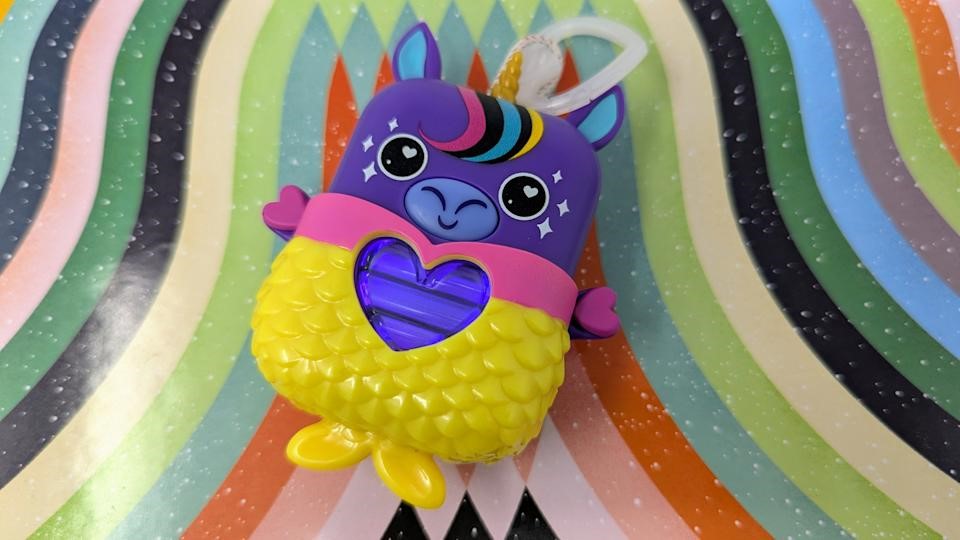 Hasbro’s Nano-Mals are a virtual pet that rewards fidgeting | DeviceDaily.com