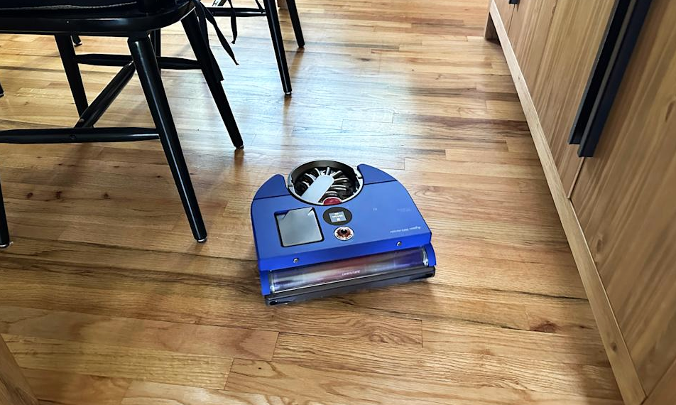 Dyson's Labor Day sale includes the 360 Vis Nav robot vacuum for $500 off | DeviceDaily.com