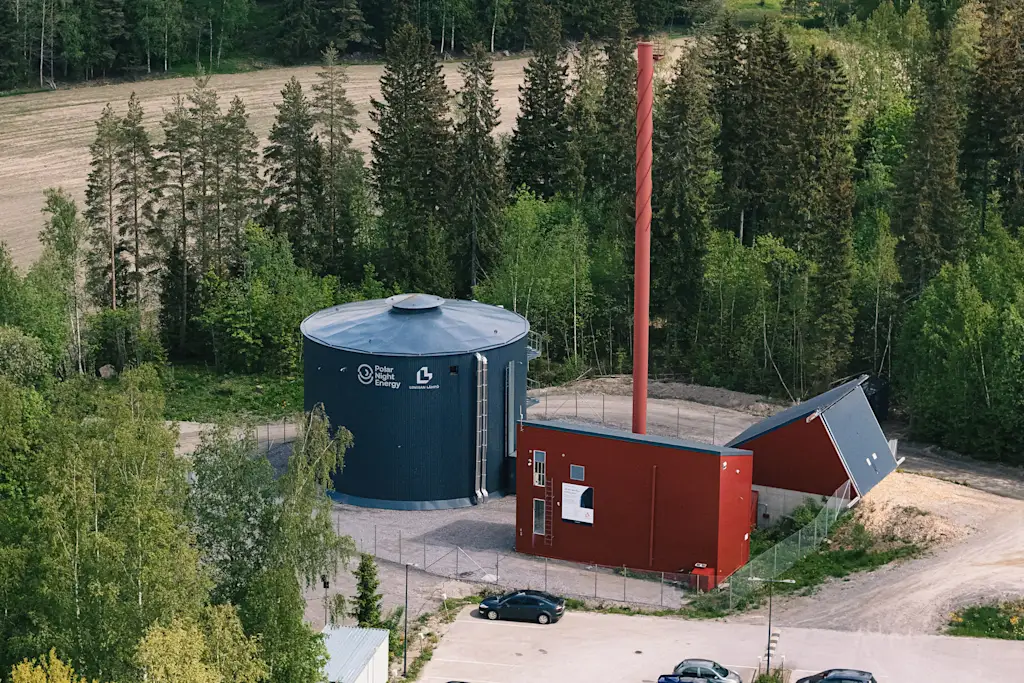 In Finland, this giant battery is helping heat apartments and offices—using sand | DeviceDaily.com In Finland, this giant battery is helping heat apartments and offices—using sand | DeviceDaily.com