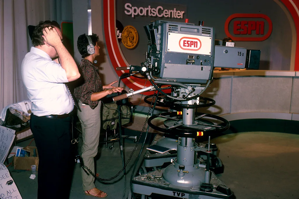 How ESPN finally made the leap from cable TV to the app era | DeviceDaily.com How ESPN finally made the leap from cable TV to the app era | DeviceDaily.com
