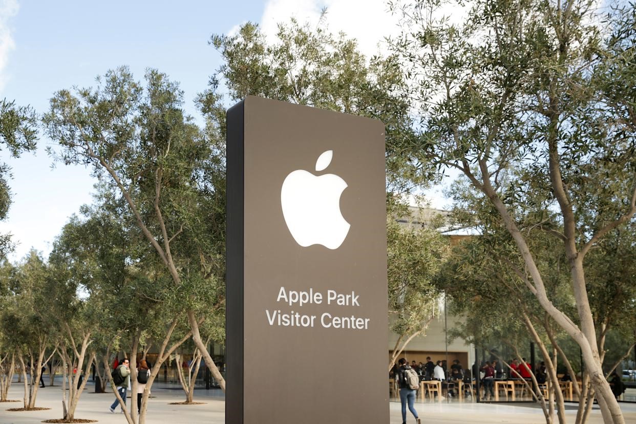Apple pulls torrenting app from a third-party store in the EU | DeviceDaily.com