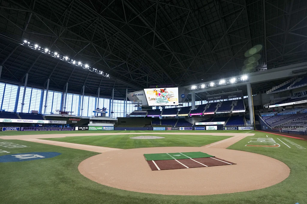 How do you turn a baseball infield into a tennis court? It’s as complicated as it sounds | DeviceDaily.com