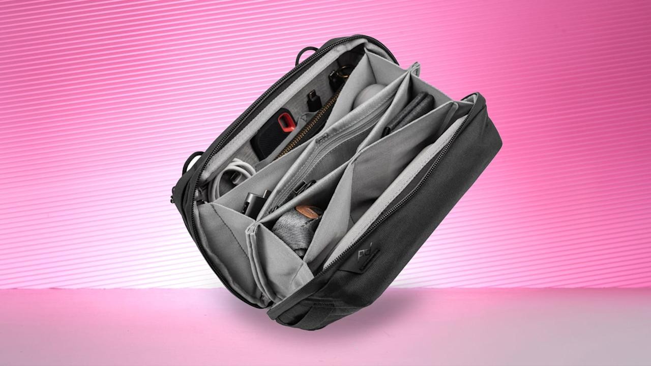 The best tech gifts and cool gadgets for 2025 | DeviceDaily.com