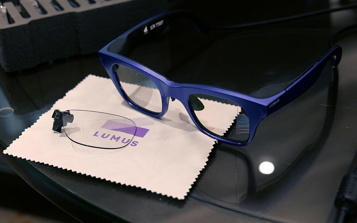 Lumus brought a massively wider FOV to smartglasses at CES 2026 | DeviceDaily.com