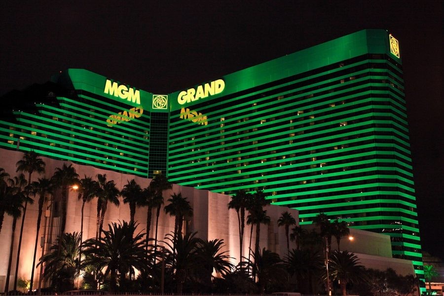 MGM Resorts reports profit growth in Q4 2025, despite Las Vegas concerns | DeviceDaily.com