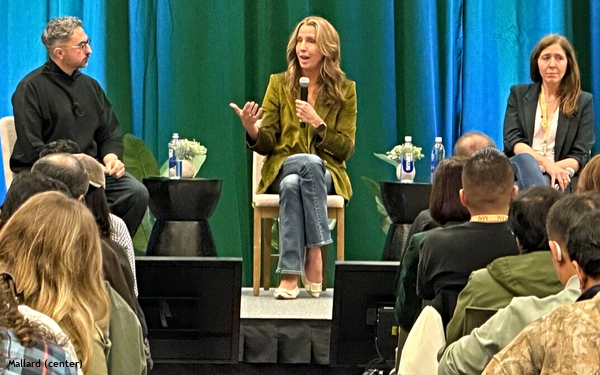 Microsoft Hires First 'AI CMO,' Pushing Intelligence Into Ads | DeviceDaily.com Microsoft Hires First 'AI CMO,' Pushing Intelligence Into Ads | DeviceDaily.com