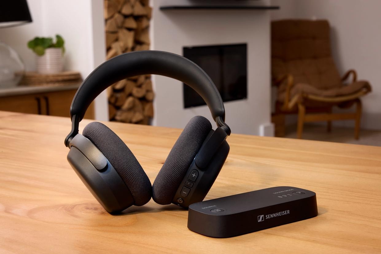 Sennheiser introduces new TV headphones bundle with Auracast | DeviceDaily.com