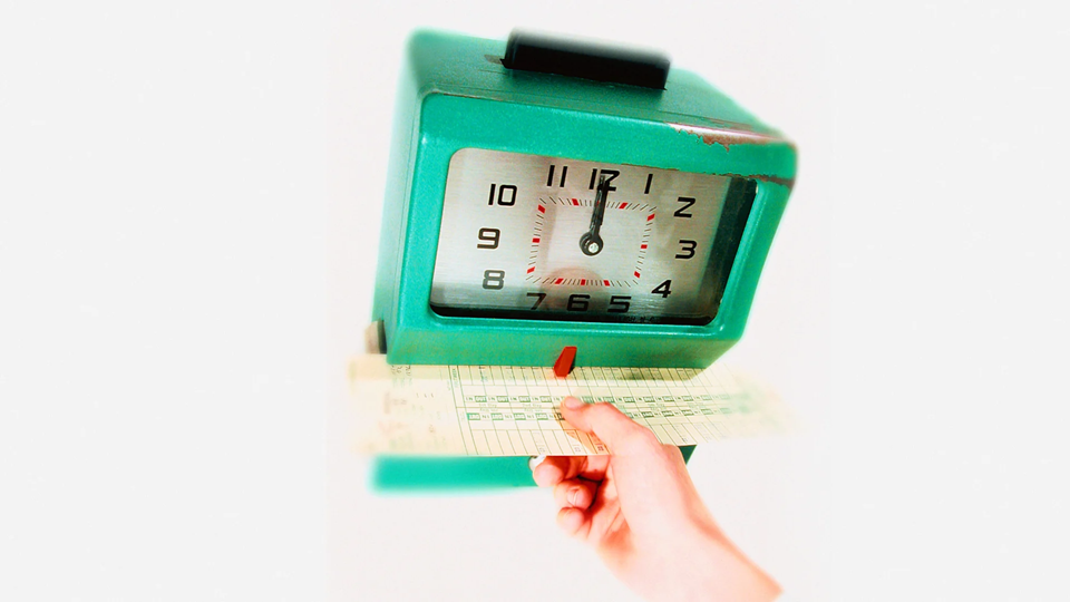 This cute, crafty life hack could help you knock out your 2026 goals | DeviceDaily.com