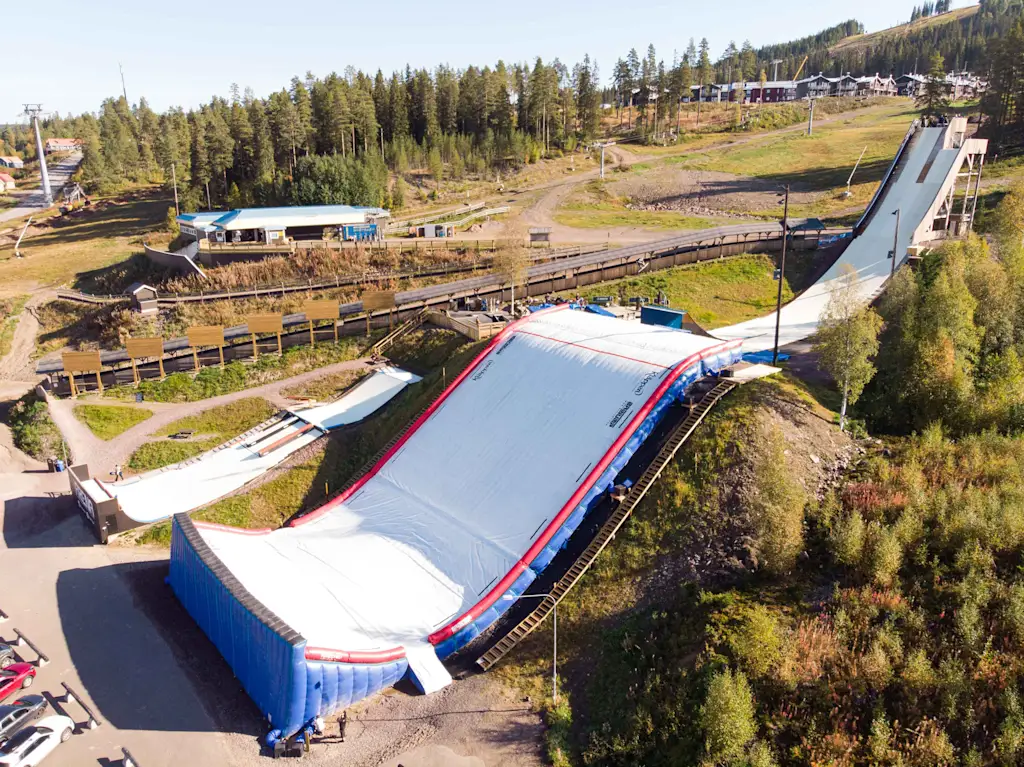 The secret to all those death-defying Olympic jumps is a giant plastic airbag | DeviceDaily.com