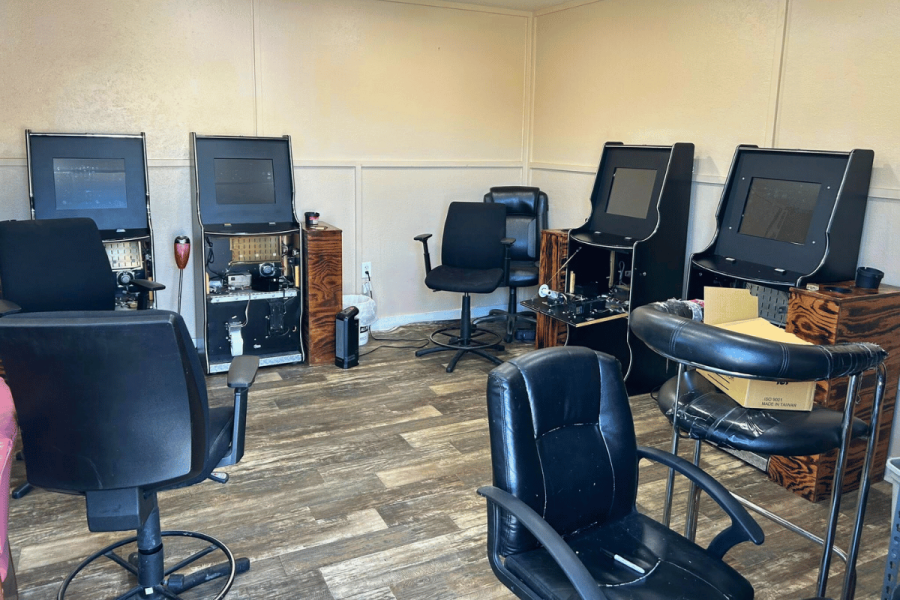 Major drugs, cash, and gambling machines seized in Johnston County raid investigation | DeviceDaily.com