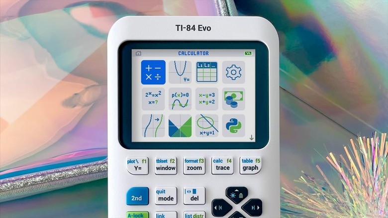 Texas Instruments made a new flagship graphing calculator: the TI-84 Evo | DeviceDaily.com