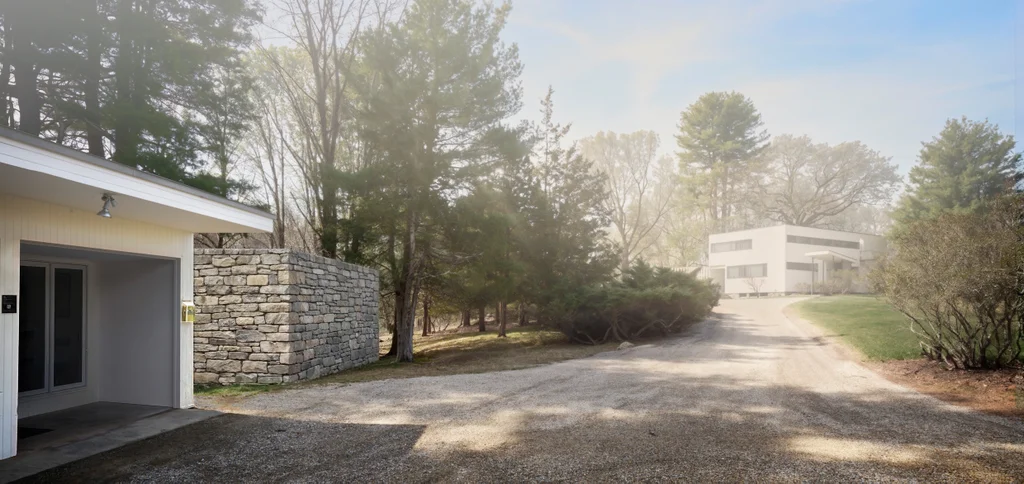 How do you design a bathroom for the godfather of the Bauhaus? Keep it simple | DeviceDaily.com