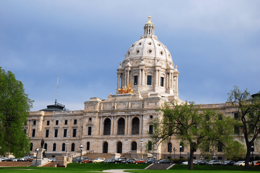 Minnesota lawmakers push felony ban on prediction market betting platforms | DeviceDaily.com Minnesota lawmakers push felony ban on prediction market betting platforms | DeviceDaily.com