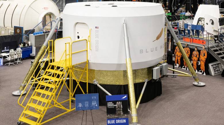 NASA is set to begin training with a prototype of Blue Origin's crew moon lander | DeviceDaily.com NASA is set to begin training with a prototype of Blue Origin's crew moon lander | DeviceDaily.com