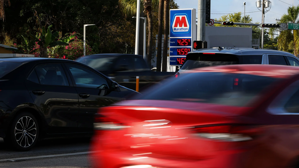 Take some tips from ‘hypermilers’ to maximize fuel efficiency | DeviceDaily.com
