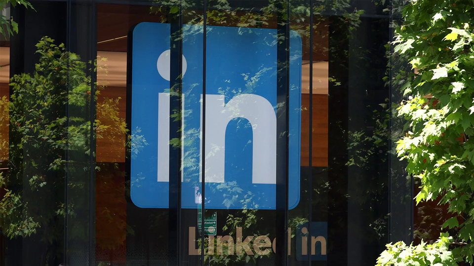 The scariest part of LinkedIn’s layoffs isn’t the number of jobs cut | DeviceDaily.com