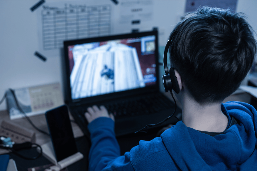 Teen sues Roblox, Fortnite, and Minecraft firms over alleged addictive gaming design | DeviceDaily.com Teen sues Roblox, Fortnite, and Minecraft firms over alleged addictive gaming design | DeviceDaily.com