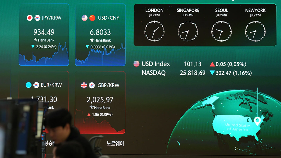 Oil prices surge over 5% as Trump says ceasefire with Iran is ‘over’ | DeviceDaily.com