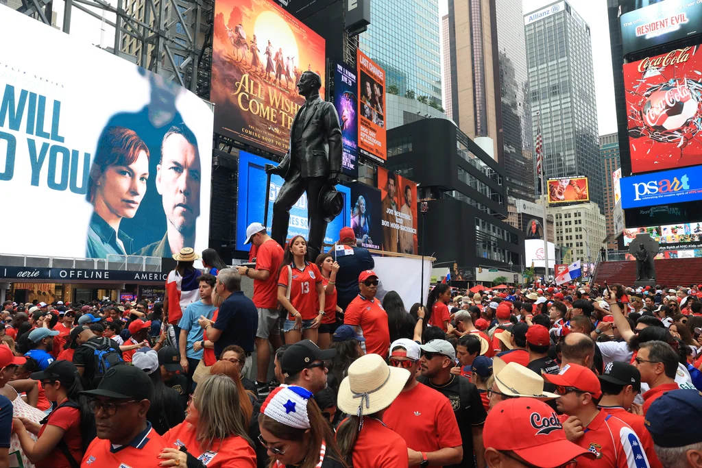 The unexpected hero of the World Cup? Times Square | DeviceDaily.com The unexpected hero of the World Cup? Times Square | DeviceDaily.com