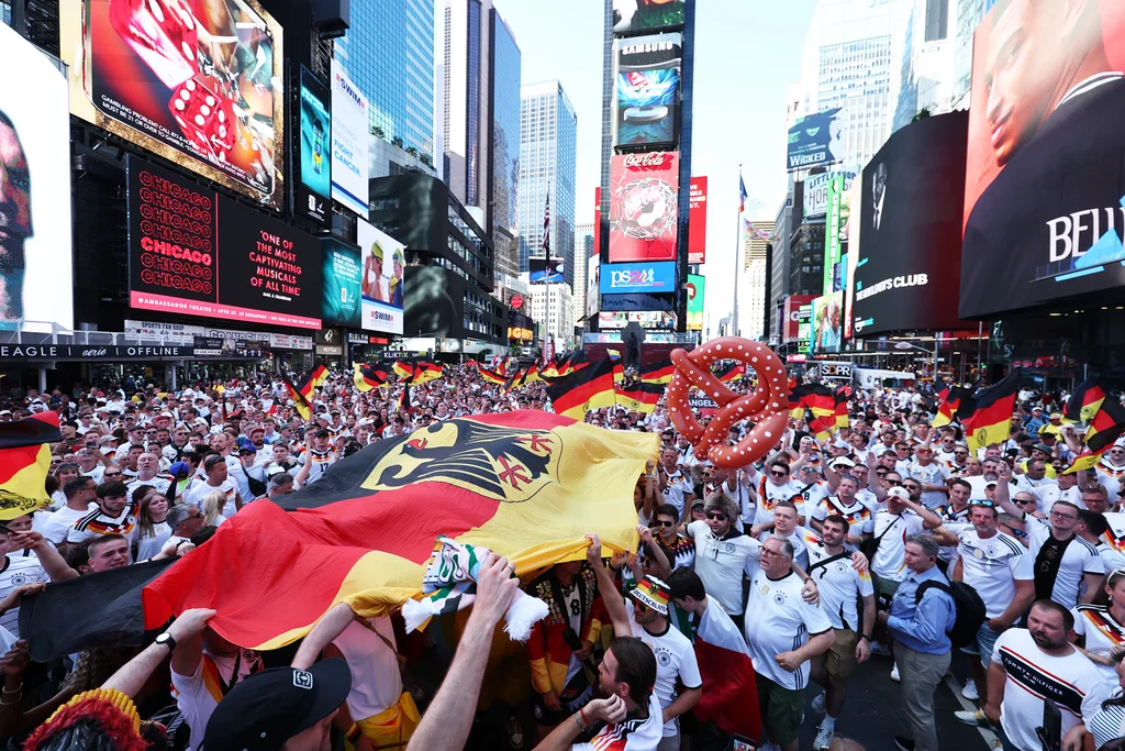 The unexpected hero of the World Cup? Times Square | DeviceDaily.com The unexpected hero of the World Cup? Times Square | DeviceDaily.com