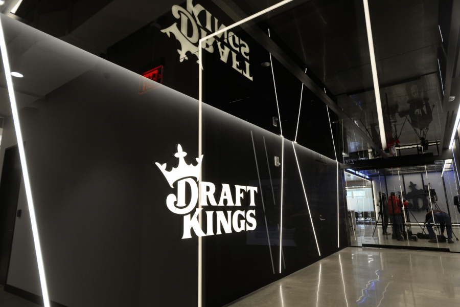 DraftKings revenue falls despite betting growth as Predictions expansion accelerates | DeviceDaily.com DraftKings revenue falls despite betting growth as Predictions expansion accelerates | DeviceDaily.com