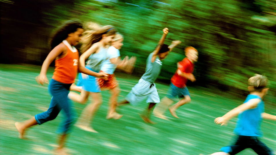 How working parents can maintain their summer sanity | DeviceDaily.com