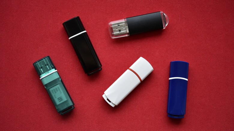 Why flash drive capacity keeps increasing (and why small drives are rarely sold today) | DeviceDaily.com
