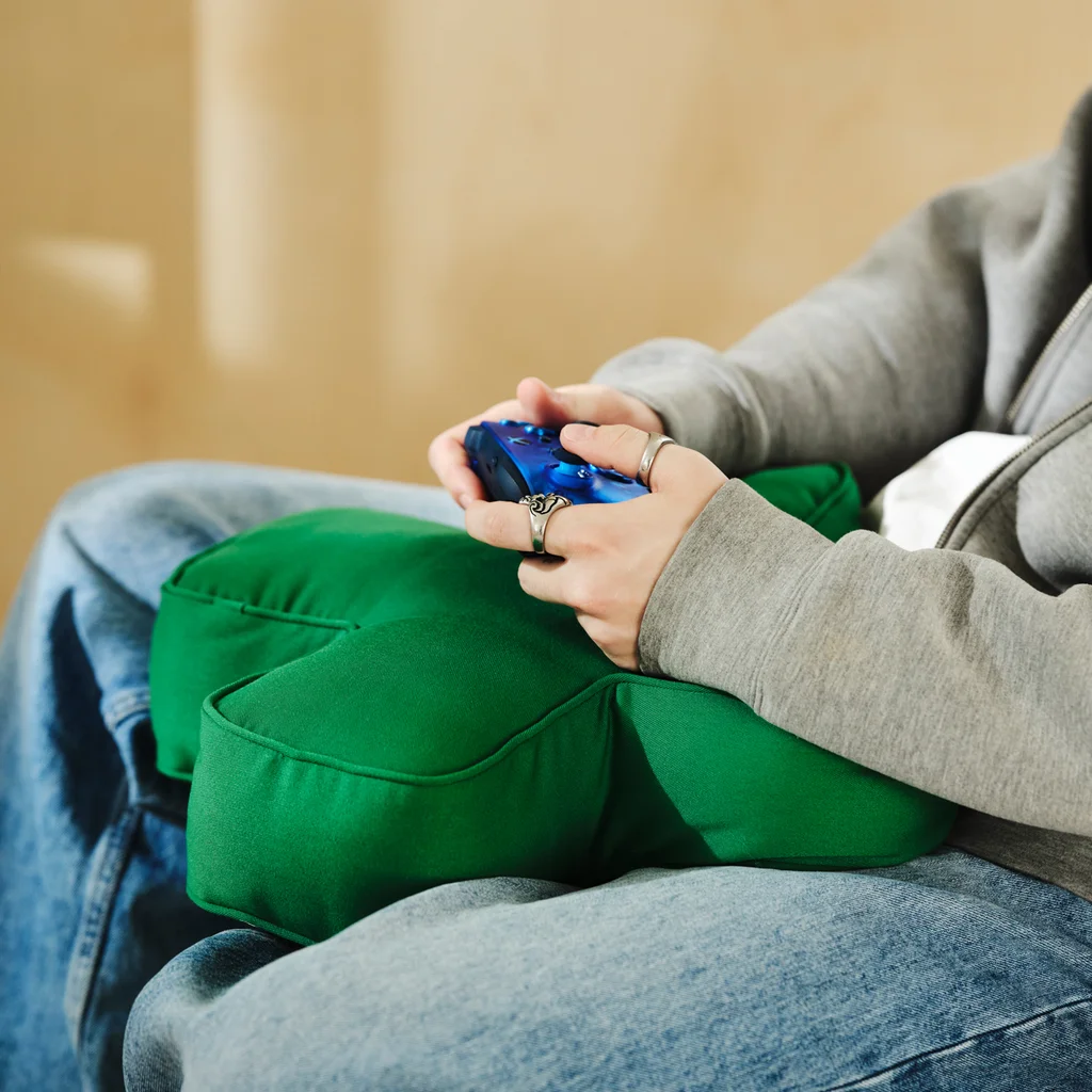 Ikea’s new collab turns Xbox controllers into furniture | DeviceDaily.com Ikea’s new collab turns Xbox controllers into furniture | DeviceDaily.com
